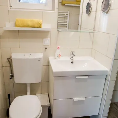 Holiday home Tiny House In Preffered Location Next To Budapest. *