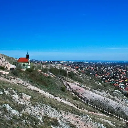 Holiday home Tiny House In Preffered Location Next To Budapest.