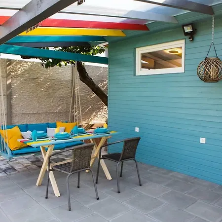 Holiday home Tiny House In Preffered Location Next To Budapest.
